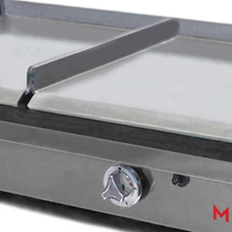 Professional 120 griddles with different gas cooking zones