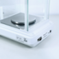 Professional Precision Scale with Transparent Glass Shield, 420g Capacity ø115mm for Labs and Pharma.