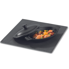 Mini oval pan with lid to present food for oven and BBQ