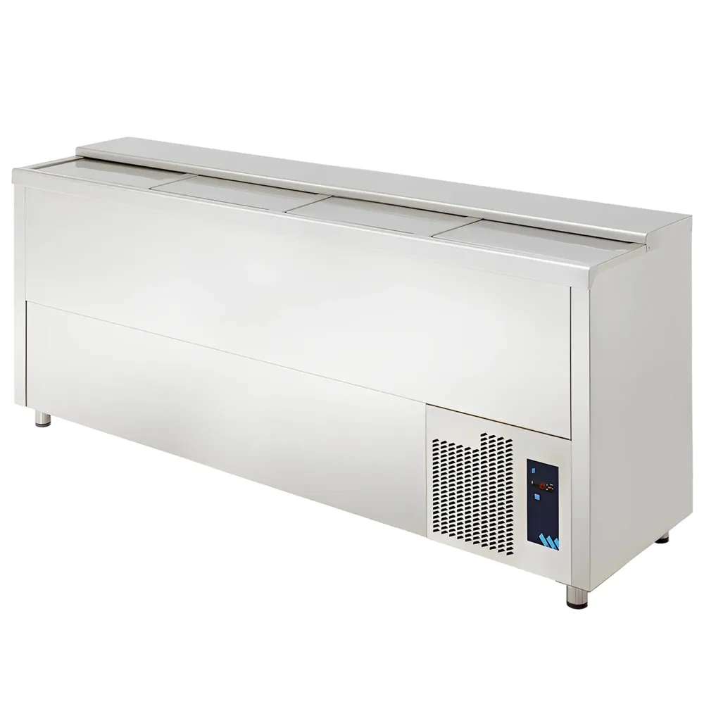Professional 580 L Refrigerated Bottle Cooler with 4 Doors, 2 m