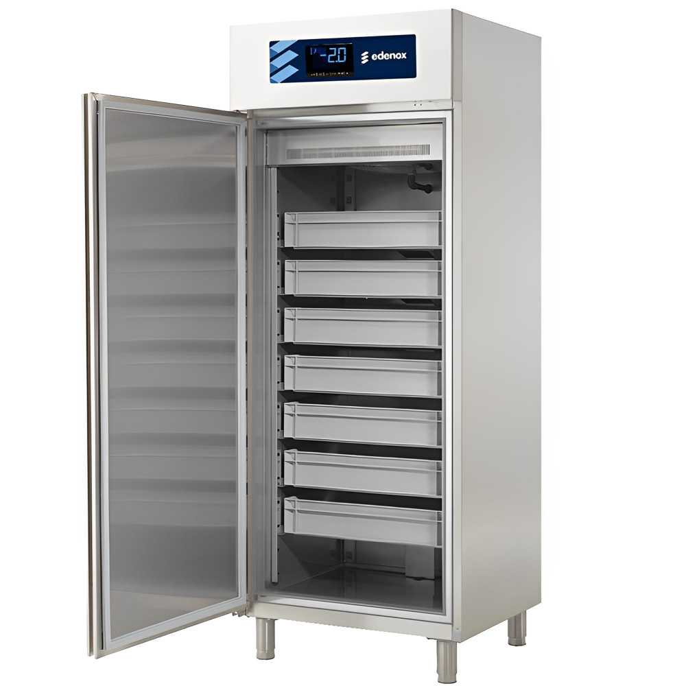 Industrial INOX refrigerator 600 L GN for fish