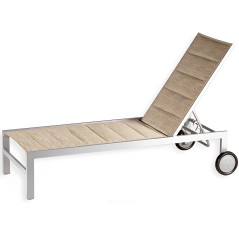 Snapy lounger for terrace and pool