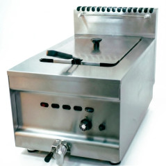10 L countertop gas fryer with lid: precise control and fewer splashes, stainless steel.