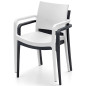 Silla con reposabrazos apilable para terraza Silla con reposabrazos apilable para terraza