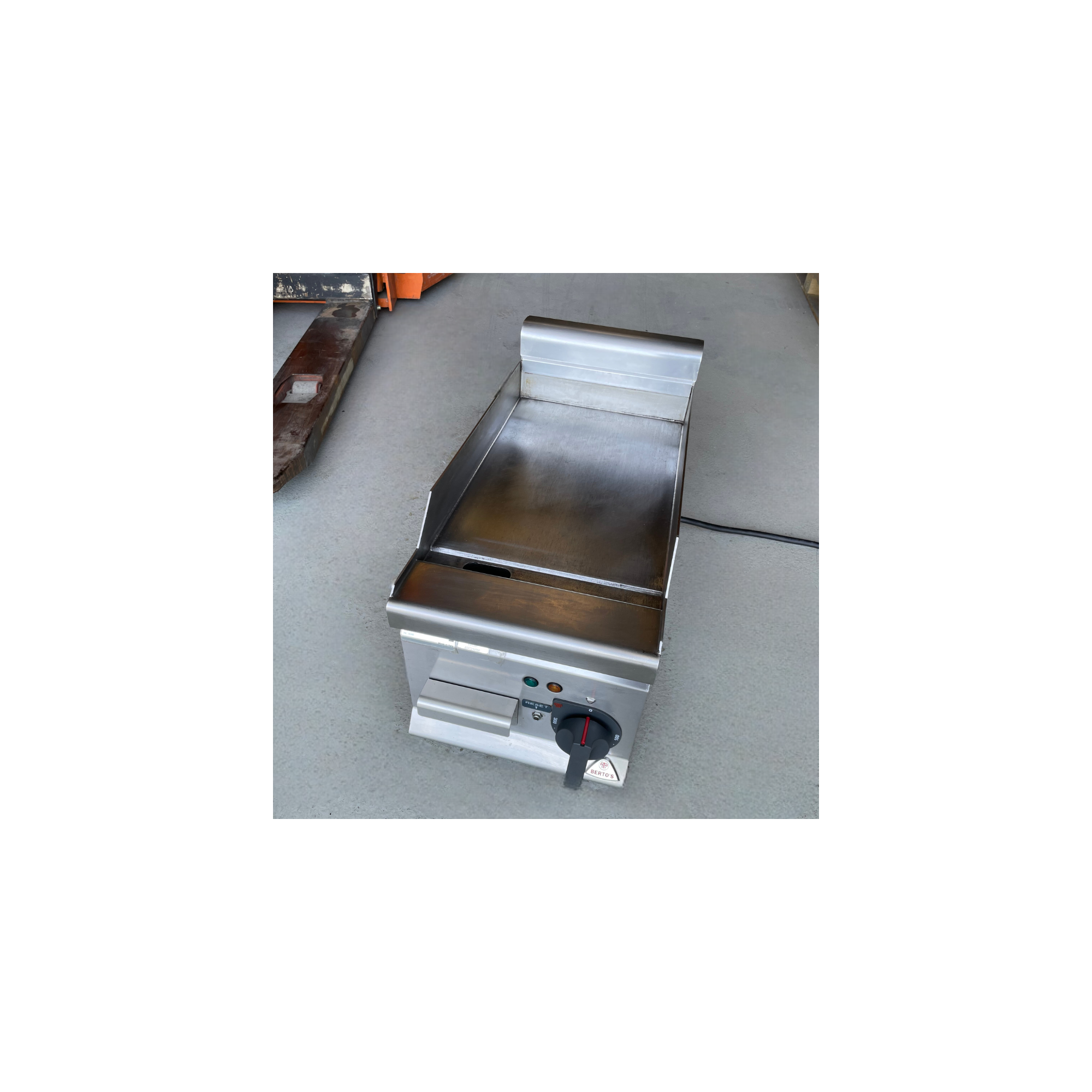 smooth electric countertop griddle