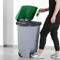 Cubell d’escombraries de 120 L amb pedal, nansa i rodes de polipropilè