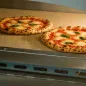 Four à pizza à gaz professionnel pour 4 pizzas de 30 cm Four à pizza à gaz professionnel pour 4 pizzas de 30 cm