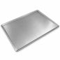 Lot de 4 plaques lisses embouties en aluminium 48x34 cm (13 €/u.) pour fours professionnels Worldmai Lot de 4 plaques lisses embouties en aluminium 48x34 cm (13 €/u.) pour fours professionnels Worldmai