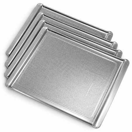 Pack of 4 perforated aluminium baking trays 44x31.5 cm (€14/unit) for bread and pastry baking Worldmai