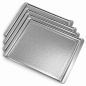 Lot de 4 plaques perforées en aluminium 44x31,5 cm (14 €/u.) pour boulangerie et pâtisserie Worldmai Lot de 4 plaques perforées en aluminium 44x31,5 cm (14 €/u.) pour boulangerie et pâtisserie Worldmai