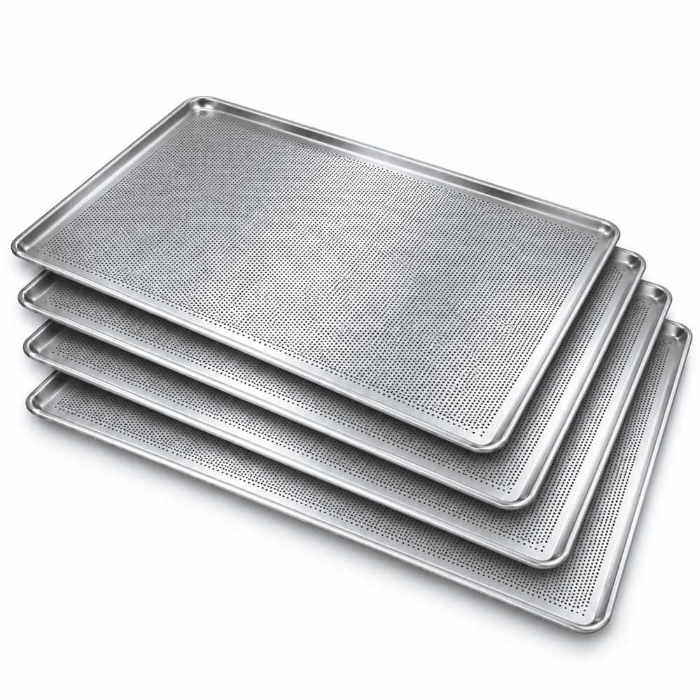 Lot de 4 plaques perforées en aluminium 60x40 cm (16 €/u.) pour la cuisson du pain Worldmai