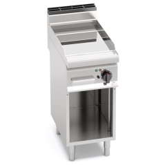 FRY TOP 400 gas cooker in MACROS 700 rectified steel with cabinet