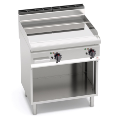 Cocina FRY TOP COMPOUND 800 a gas MACROS 700 con mueble