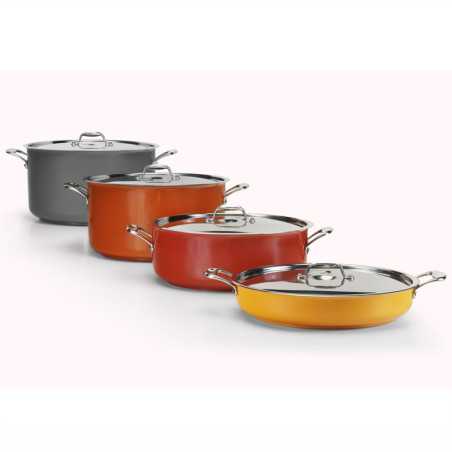 Colored gourmet stainless steel saucepan